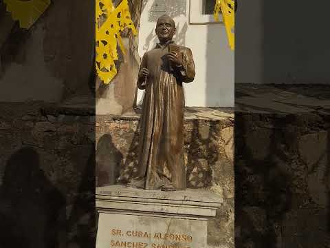 monumento del cura Alfonso Sánchez de San Gaspar en Tonalá Jalisco México