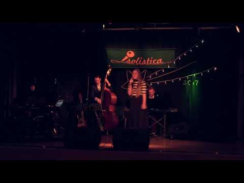 EMMA TROSS – Olav Ehala / Juhan Viiding „Kümme väikest neegrit” Solistica 2017