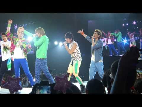 [HD][FANCAM] 100904 SM Town Live (LA): SHINee (샤이니) - 누난 너무 예뻐 (Replay)