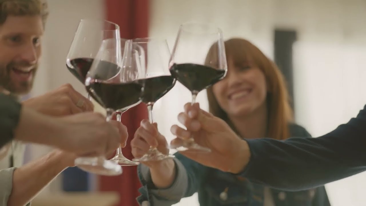 Viña Albali refuerza sus valores de calidad, tradición y confianza en su nueva campaña