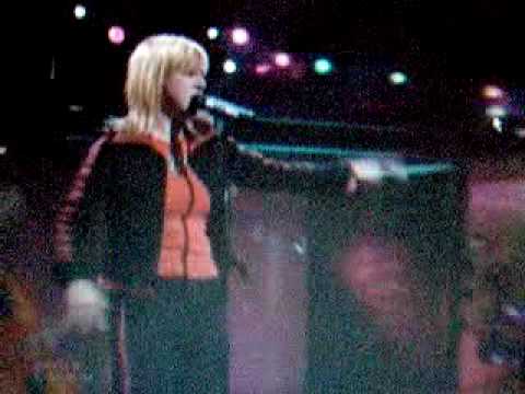 16-eurovision 2001 - UK- no coments.MPG