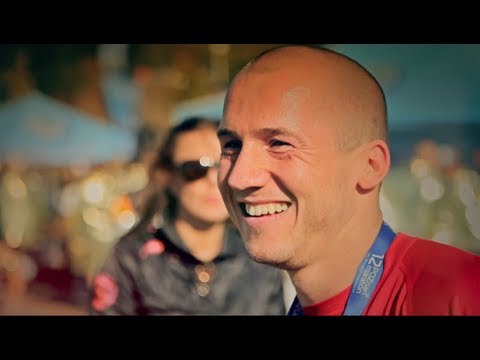 Jacek MEZO Mejer - Kochaj albo giń (feat. Asia Kwaśna) Oficjalny teledysk
