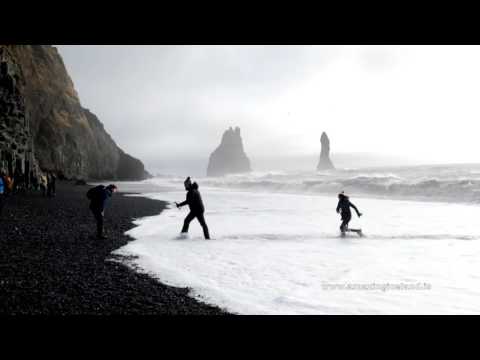 How to be stupid in Iceland - Reynisfjara black sand beach