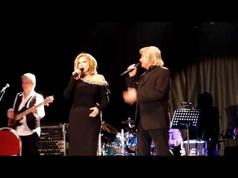 Hana Zagorová + Petr Rezek ♥ Duhová víla ~ Brno Bobycentrum 3.12 2010 ~ Živě ~ HD