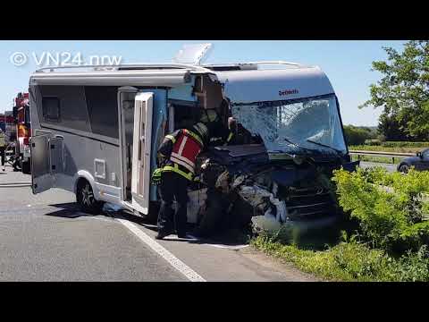 07.05.2018 - VN24 - Wohnmobil-Fahrer bemerkte Stauende auf A1 bei Unna nicht - RTH im Einsatz