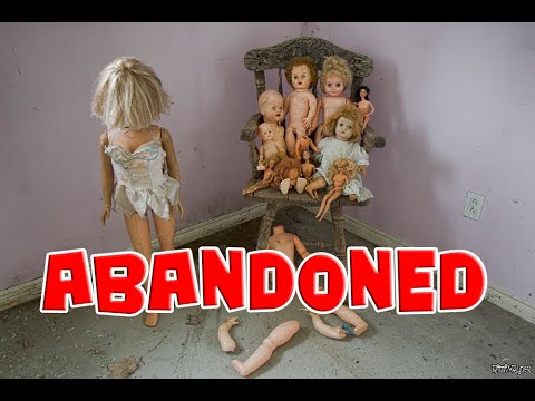 Exploring an Abandoned Ontario Farm House with Creepy Dolls!!  (WHY SO MANY DOLLS??!!)