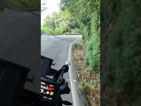 3 túneis, Rodovia RJ - 155. Angra x Rio Claro (Rio de Janeiro). Time laps. BMW GS 850 Trophy