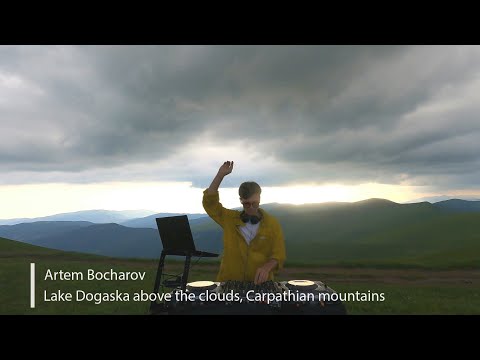 @Bocharov  Artem • Carpathian mountains. Dragobrat, lake Dogaska above the clouds