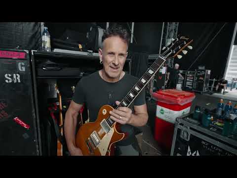 DEF LEPPARD - This Guitar: Gear Breakdown with Vivian Campbell