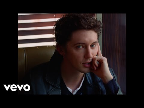 Troye Sivan - She’s the Best (Official Music Video)