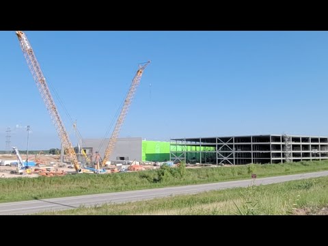 #GigaTexas Live CHAT preview - Whos AMPED for #TESLA