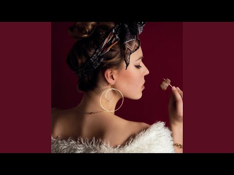 Roaming (feat. Diggy Mac Dirt)