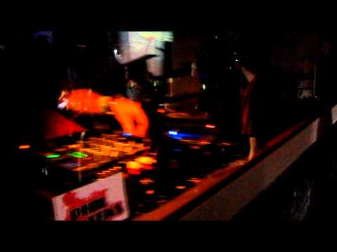 Fries & Bridges Slapping Them  @ Get Underground - Rex Club/Paris