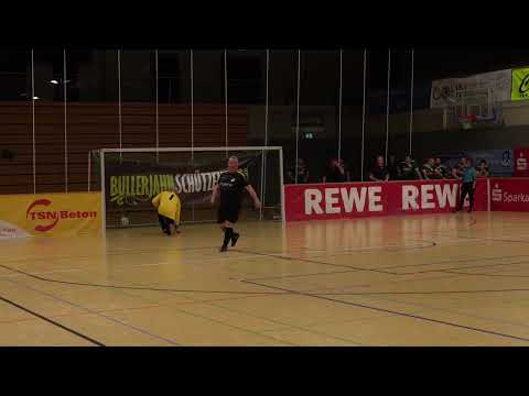 Treffer des TSV Groß Schneen gegen den FC Weser beim Alt-Herren-Turnier.