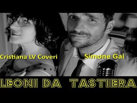 Simone Gai - L'esercito del Selfie (parodia) feat. Cristiana Coveri