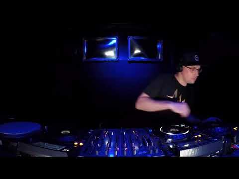 The Blue Oyster: Wobler / 28.11 / 18 - 19