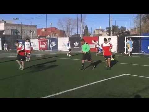 Falta Envido vs La colombiana