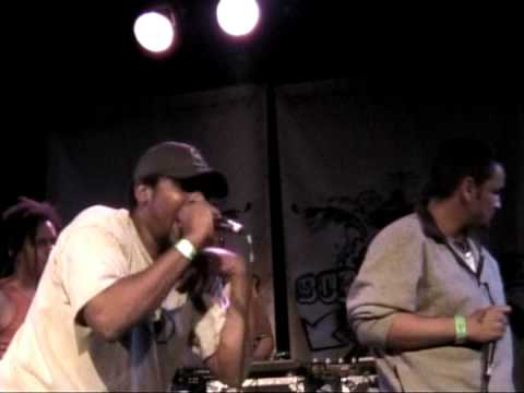 Shamako vs The Saurus