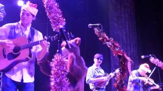 Seven Handle Circus "Thistlehair The Christmas Bear"