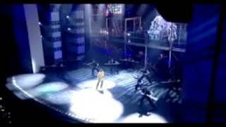 Anastacia - Jailhouse Rock ( live at Royal Variety - 2002 )