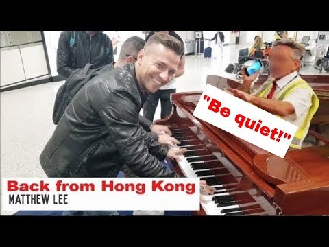 Be quiet!! ???? How can i resist? Back from Hong Kong!  Matthew Lee all'Aeroporto di Roma Fiumicino
