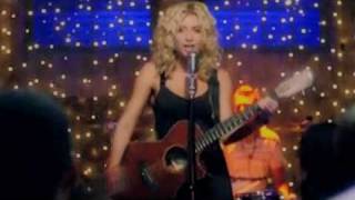 ✗ [ᴍᴀʀᴛi/ᴅᴀɴ] • &quot;You and me against the world.&quot; ♥