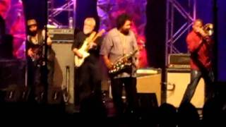 Warren Haynes Band feat. Trombone Shorty & Brian Stoltz- On Your Way Down (Thur 5/5/11)