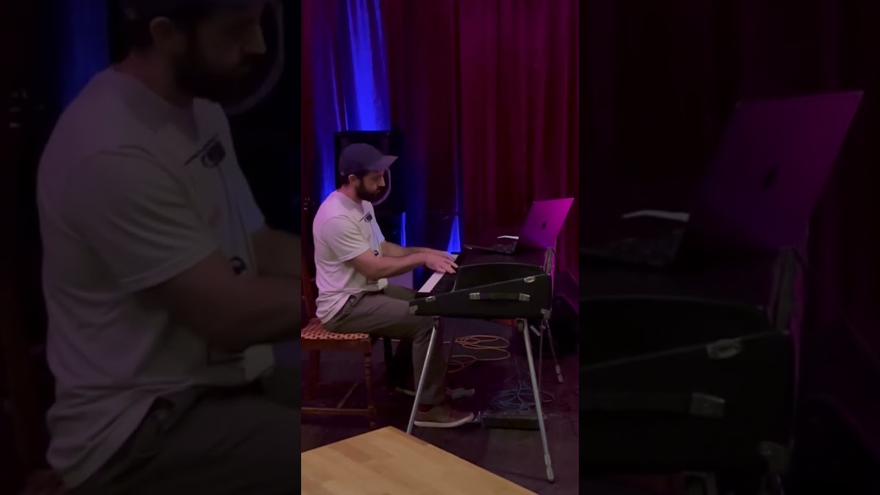 Promotional video thumbnail 3 for Pat Plays The Piano