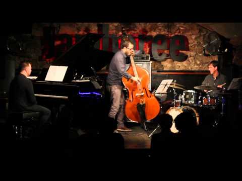 Mark Aanderud Trio plays Rhythm-a-ning by Th. Monk