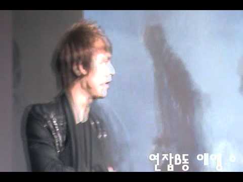 [FANCAM] 110126 Dongwoon - Shock @ BBQ Mini-Concert #11