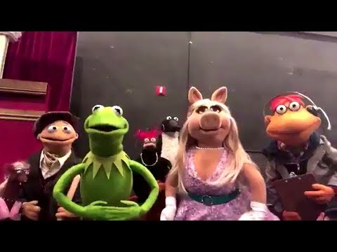 The Muppets singing Happy Birthday for Kylie Minogue