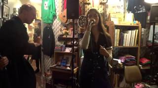 "Everybody's Talkin'", Weyes Blood feat. Sean Nicholas Savage - Paris, Novembre 2015