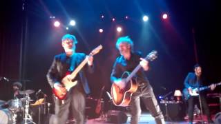 Elefantes Teatro Circo Price 21/01/17 Guitarras - Por Verte Pasar