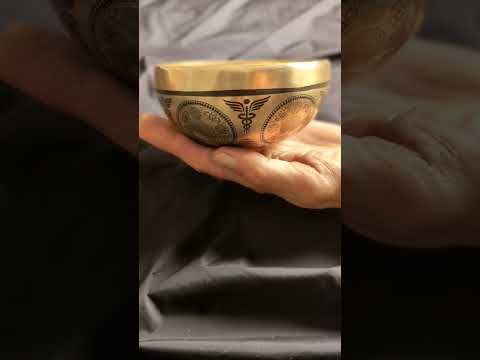 [A179] Superfine Carving singing bowl, ⌀11.9cm / 370g, 🔽 C5 -21c (517 Hz), 🔼 F#6 -14c (1479 Hz) — VAYU sounds