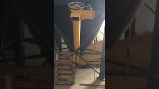 Silo Vertical Misturador 20.000 Litros - Vídeo