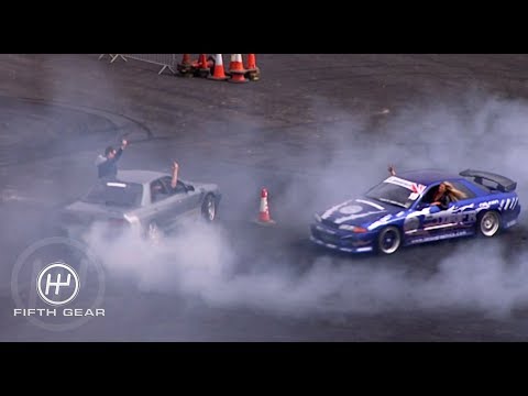 Fifth Gear: Breaking The World Record - Most Cars Doughnuting At The Same Time