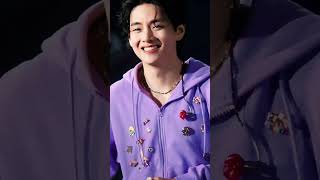 “BTS V (Teahyung) Short 💜 The King of Stage &amp; Style”|#short