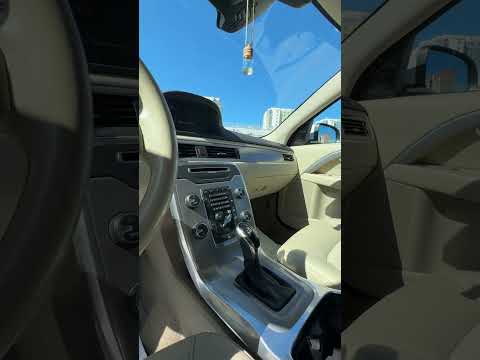 фото volvo v70 iii рестайлинг 0