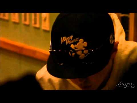 120215 Kiss The Radio- Sungmin Focus