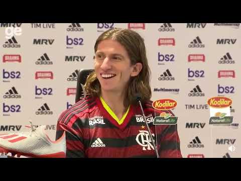 Journalist plays porn clip at Filipe Luis Flamengo press conference