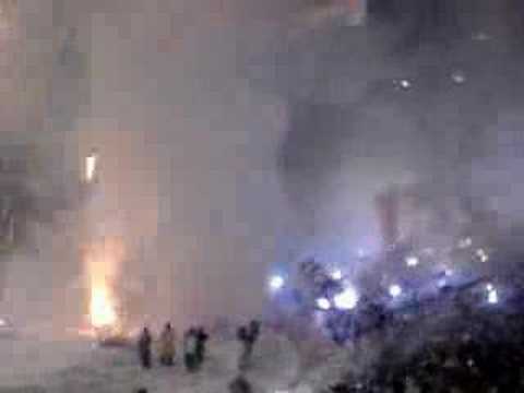 "Recebimento da Geral do Grêmio no Grenal 08- Bobinas e Fogos" Barra: Geral do Grêmio &bull; Club: Grêmio