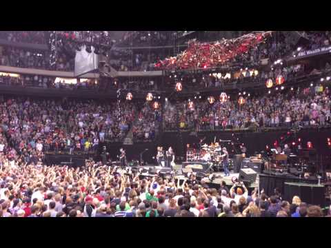 Pearl Jam Rockin in the Free World Neil Young Cover Xcel Energy Center