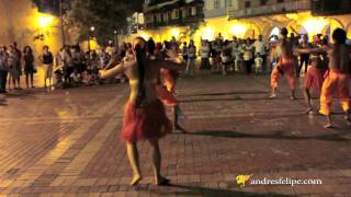 preview picture of video 'Dance group preforms Mapale in Cartagena, Colombia / Grupo de danza en Cartagena Baila el mapalé'