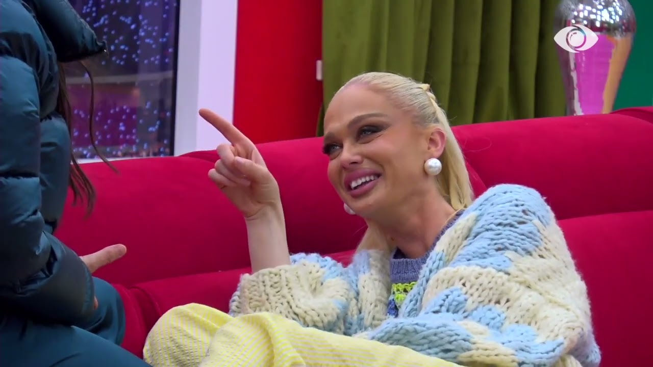 “Kam qenë unë gjithmonë që i kam vënë pikë debatit, jo Laerti”/ Rozana diskuton me Danjën