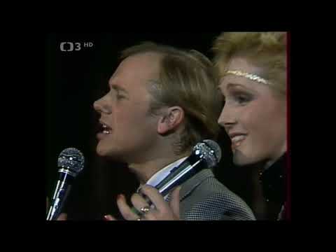 Helena Vondráčková a Jiří Korn - Slunce (Come vorrei) LIVE, stepařské vystoupení