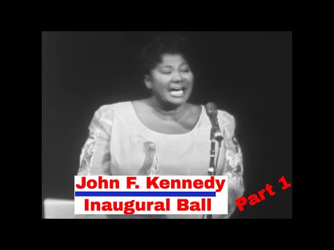 PRESIDENT JOHN F. KENNEDY PRE-INAUGURAL GALA TELECAST  MAHALIA JACKSON  LAURENCE OLIVIER  GG28665a