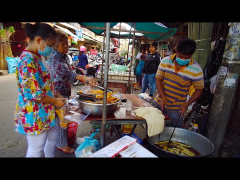 Kandal Market Food Show - Snacks And Fresh Food In Phnom Penh Market - Cambodia