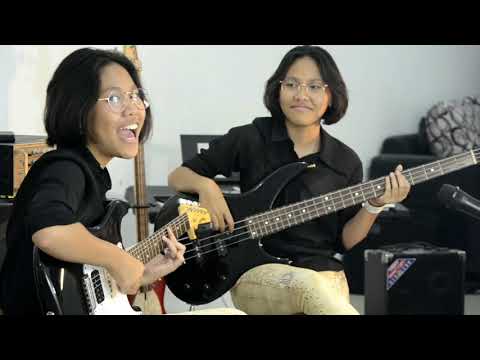 Fly Me To The Moon/Lucky - (Frank Sinatra/Jason Mraz ft Colbie Caillat) Cover by Twister