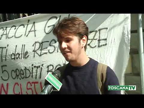 2020-09-25 FIRENZE - STUDENTI UNIVERSITARI MANDATI VIA DALLE RESIDENZE