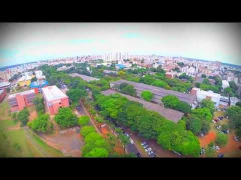 Institucional da UFU 2015 - Versão em Inglês / The Institutional UFU 2015 - English Version